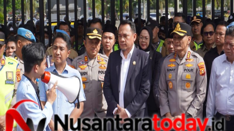 Kawal Hak Demokrasi, Polda Sumsel dan Polrestabes Palembang Amankan Aksi Mahasiswa UIN Raden Fatah Secara Humanis