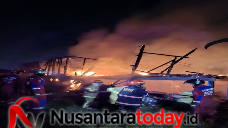 Suara Gemuruh Tengah Malam di Lorong Family, Belasan Unit Damkar Dikerahkan