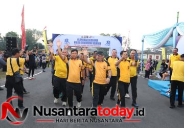 Kobarkan Semangat Bhayangkara ke-80, Polda Sumsel Rajut Kebersamaan Lewat Jalan Sehat di Stadion Wirabhakti