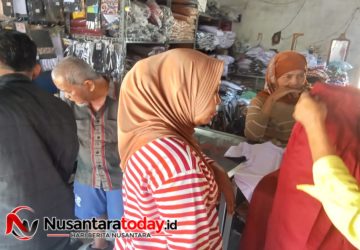 Toko Seragam di Pemalang Diserbu Pembeli Jelang Masuk Sekolah Tahun Ajaran Baru