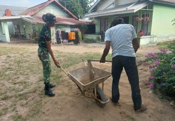 Satgas TMMD ke-129 Kodim 0418/Palembang Berpacu Waktu Rampungkan Rehab Rumah Bapak Fernando