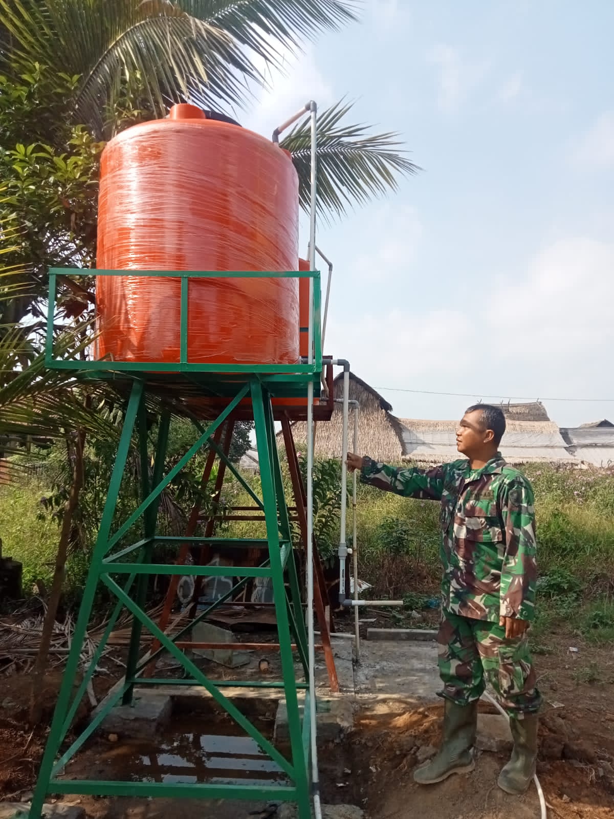 Satgas TMMD Ke-129 Laksanakan Pengecekan Tower Tandon Air Sumur Bor Mushola Hidayatullah 6 IMG 20260805 WA0069