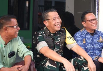 Katim Wasev TMMD Jalin Komsos dengan Warga, Dengarkan Langsung Manfaat Program TMMD Ke-129 Kodim