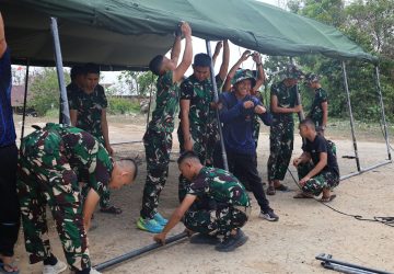 Jelang Penutupan TMMD ke-129, Wadansatgas Cek Pemasangan Tenda di Lokasi Acara