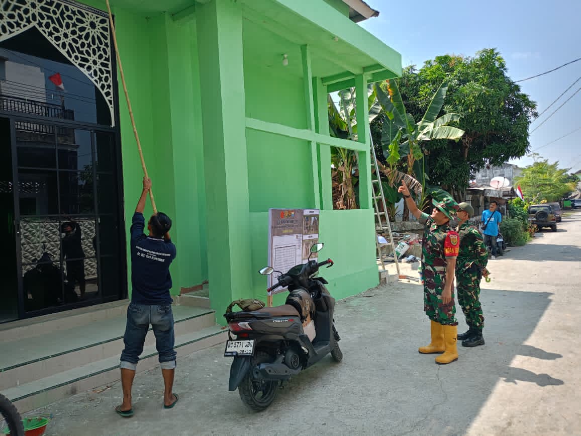 H-1 Penutupan TMMD ke-129, Mushola Baitul Maghfurin Terus Dipoles 6 IMG 20260812 WA0201