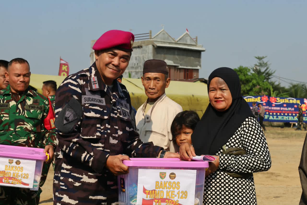 Penuh Kebersamaan, Penutupan TMMD ke-129 Kodim 0418/Palembang Diwarnai Aksi Bakti Sosial untuk Warga 6 IMG 20260813 WA0272