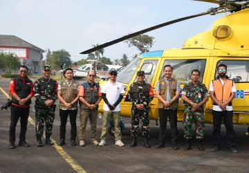 Danrem 044/Gapo Pantau Karhutla Sumsel dari Udara, Pastikan Penanganan Berjalan Optimal