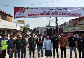 Dampingi Peresmian Gapura dan Ikon Kapal Nelayan Sugihwaras, Camat Pemalang Prasetyo Widyatmoko Apresiasi Kekompakan Warga 14 Dampingi Peresmian Gapura dan Ikon Kapal Nelayan Sugihwaras, Camat Pemalang Prasetyo Widyatmoko Apresiasi Kekompakan Warga