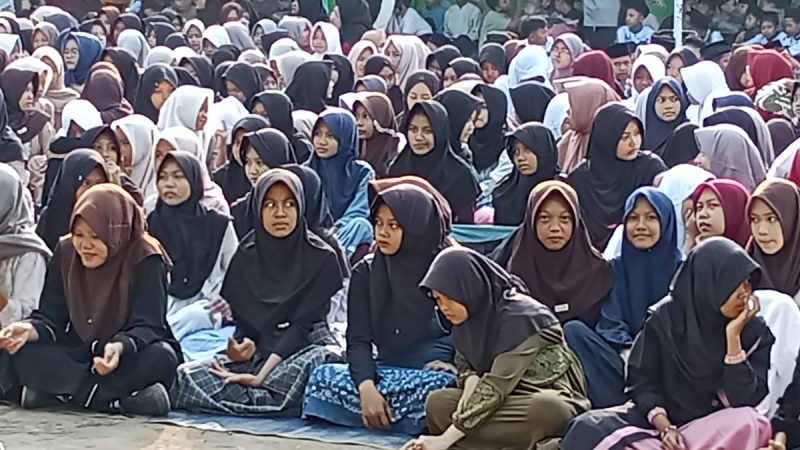 Vibe Positif Maulid Nabi SMPN 1 Petarukan,Gen Z Mantapkan Cinta Nab Lewat Ilmu dan Aksi Kebaikan i