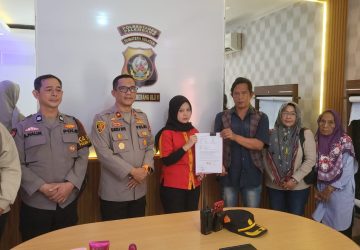 Polsek Seberang Ulu II Palembang Kedepankan Restorative Justice dalam Kasus Pencurian Kosmetik di Minimarket 8 Polsek Seberang Ulu II Palembang Kedepankan Restorative Justice dalam Kasus Pencurian Kosmetik di Minimarket