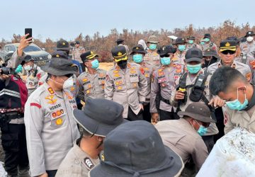 Polda Sumsel Peragakan Penggunaan Formula X-Fire untuk Penanganan Karhutla di Gelumbang