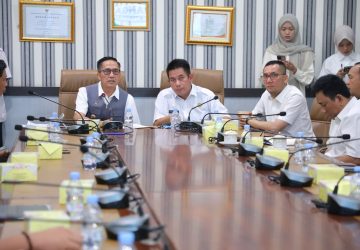 Wali Kota Palembang Ratu Dewa Geram, Rapat Antisipasi Banjir Hanya Dihadiri Staf PPPK