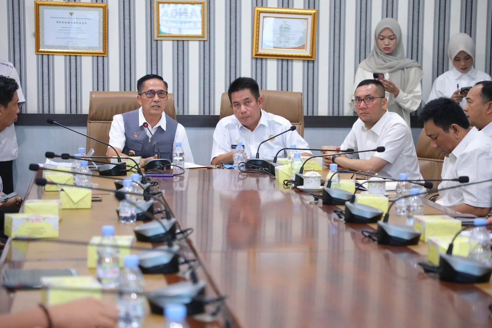 Wali Kota Palembang Ratu Dewa Geram, Rapat Antisipasi Banjir Hanya Dihadiri Staf PPPK 6 IMG 20260916 WA02351