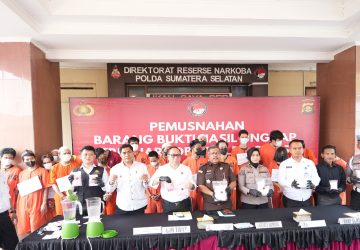 Polda Sumsel Musnahkan Barang Bukti Narkoba Hasil 20 Kasus, 29 Tersangka Diamankan