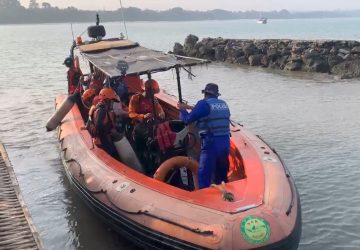 Operasi SAR Hari Ketujuh: Tim Gabungan Perluas Pencarian 8 Penumpang Speedboat di Selat Sunda 7 Operasi SAR Hari Ketujuh: Tim Gabungan Perluas Pencarian 8 Penumpang Speedboat di Selat Sunda