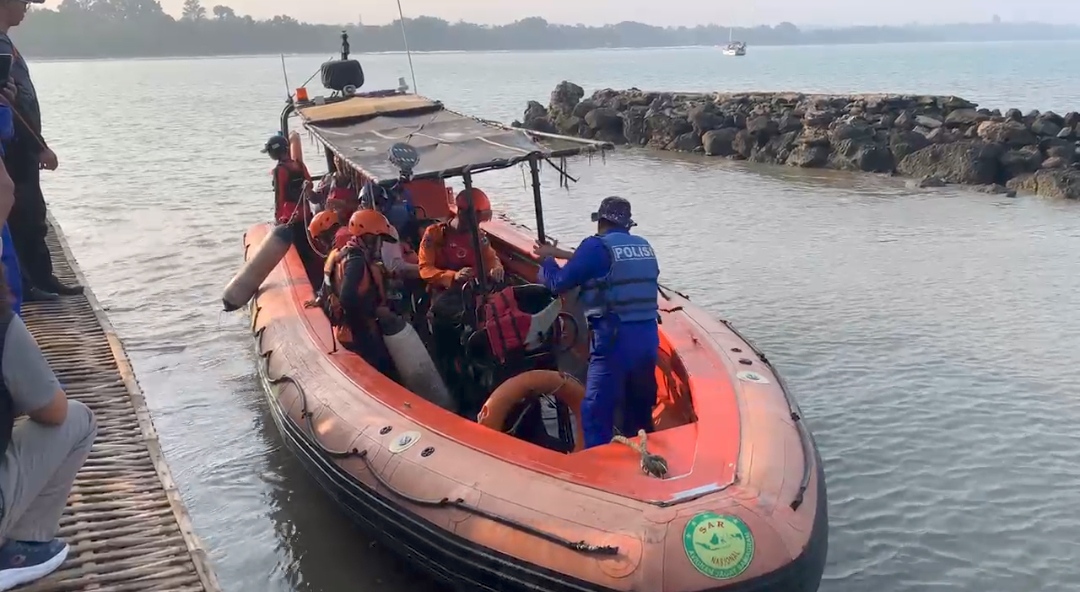 Operasi SAR Hari Ketujuh: Tim Gabungan Perluas Pencarian 8 Penumpang Speedboat di Selat Sunda 6 IMG 20260914 140249