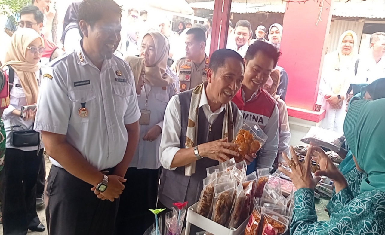 Luncurkan RBI di Kecamatan Plaju, Ratu Dewa Dorong Percepatan Target hingga 100 Kelurahan 6 IMG 20260930 195733