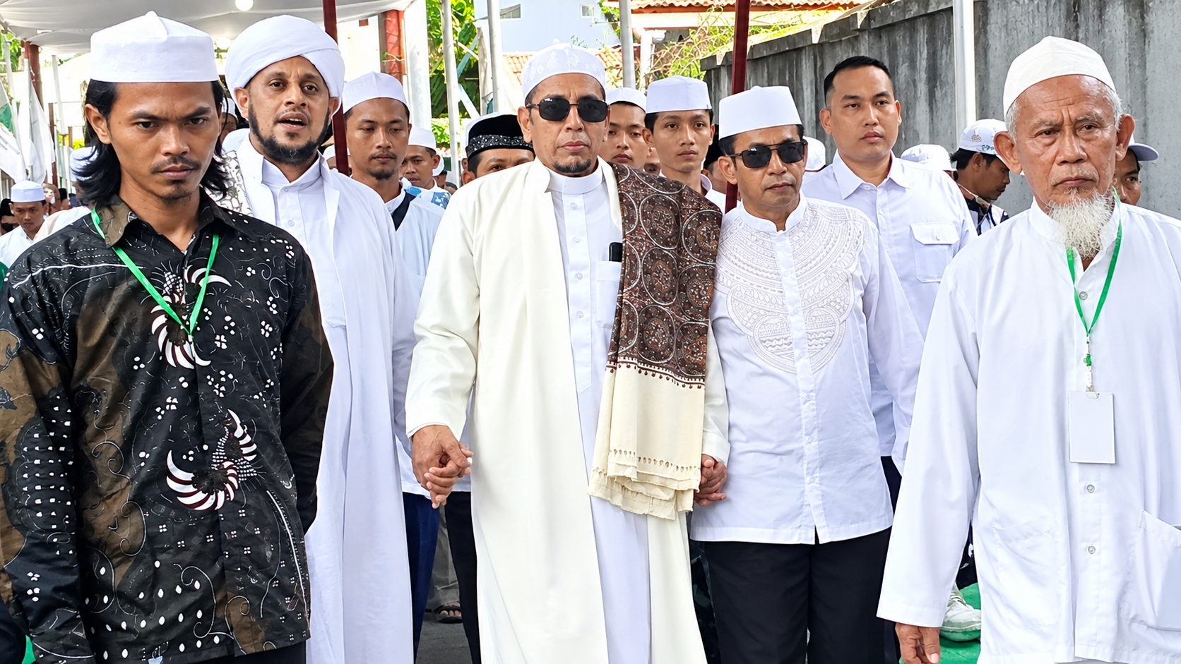 Pekalongan Bergemuruh Ribuan Jamaah Membanjiri Kauman, Anggota DPR -RI Rizal Bawazier Serukan Cinta Rasul dan Persatuan Masyarakat 6 file 00000000c78881f8bfc95373d5055f4d
