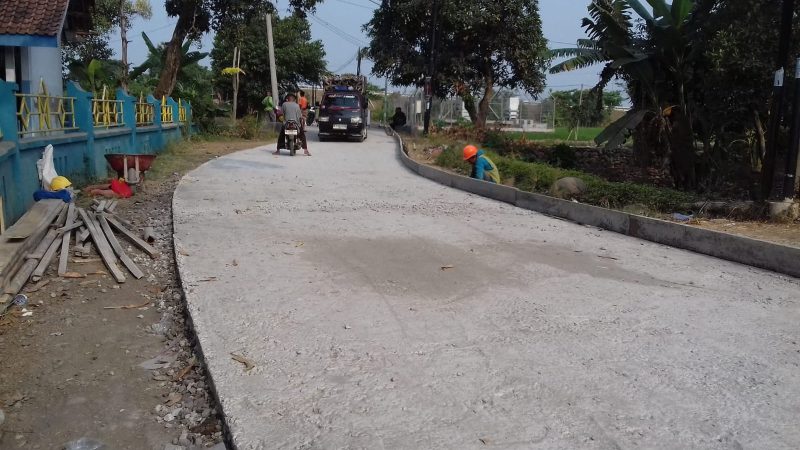 DPUPR Pemalang Pacu Pembangunan Infrastruktur, Rekonstruksi Jalan Paket 6 Dengan Anggaran Rp5,8 Miliar 11 DPUPR Pemalang Pacu Pembangunan Infrastruktur, Rekonstruksi Jalan Paket 6 Dengan Anggaran Rp5,8 Miliar