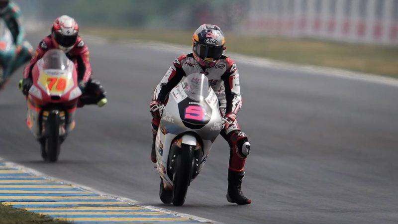 ​Bersaing Sengit di Balapan Kandang, Veda Ega Amankan 10 Poin di Moto3 Mandalika