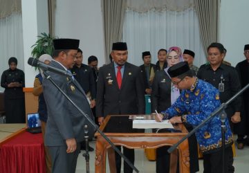 Malam Hari di Rujab, Bupati Luwu Kukuhkan 127 Pejabat: Penataan OPD, Bukan Promosi