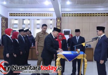Hamartoni Lantik 10 Pejabat Eselon II Lampung Utara 7 Hamartoni Lantik 10 Pejabat Eselon II Lampung Utara