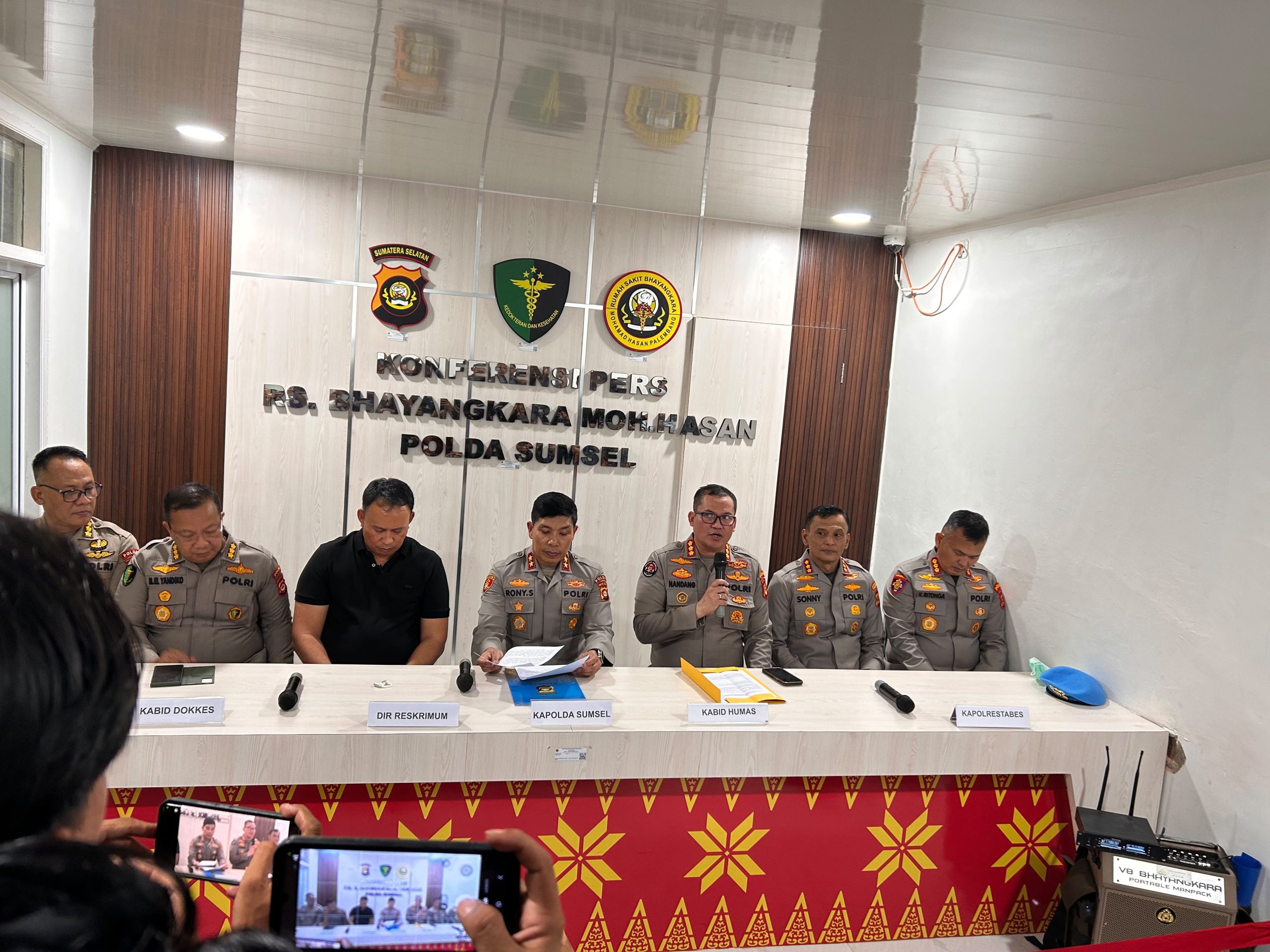 Dua Jurnalis Jadi Korban Bentrokan di Depan Mapolda Sumsel, Polisi Janji Usut Tuntas 6 IMG 20261014 WA0073 scaled