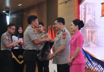 Brigjen Pol. Irwansyah dan Kombes Pol. Ronni Bonic Emban Amanah Baru, Kapolda Sumsel Tekankan Kinerja Presisi