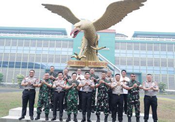 Sinergi TNI-Polri Jadi Fondasi Kamtibmas Kondusif, Kapolda Sumsel Lakukan Lawatan ke Kodam II/Sriwijaya