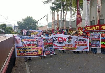 SCW Gelar Aksi Unjuk Rasa di Kantor Wali Kota Palembang, Desak Penutupan dan Pencabutan Izin SPPG Tangga Takat