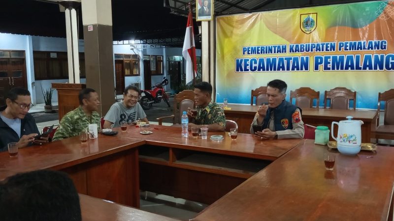Ajangsana Pilkades di Pemalang Rampung, Camat Prastyo Tekankan Pentingnya Kondusivitas 11 Ajangsana Pilkades di Pemalang Rampung, Camat Prastyo Tekankan Pentingnya Kondusivitas