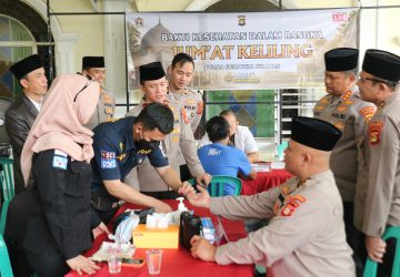 Wakapolda Sumsel Gelar Safari Jumat dan Bakti Kesehatan Gratis di Masjid Al-Falah