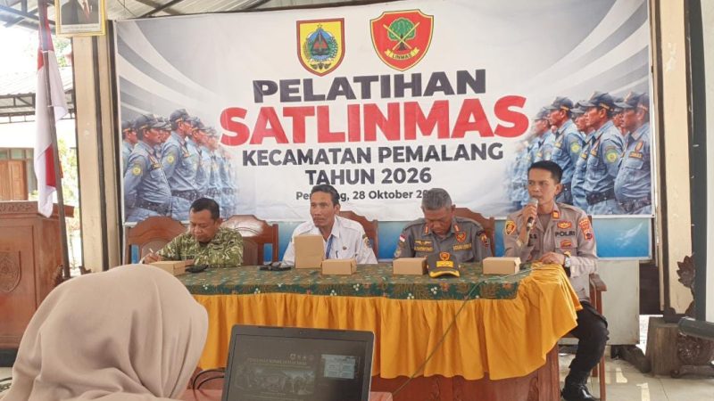 Pastikan Pengamanan Optimal, Pemcam Pemalang Latih Satlinmas untuk Pilkades Serentak 11 Pastikan Pengamanan Optimal, Pemcam Pemalang Latih Satlinmas untuk Pilkades Serentak