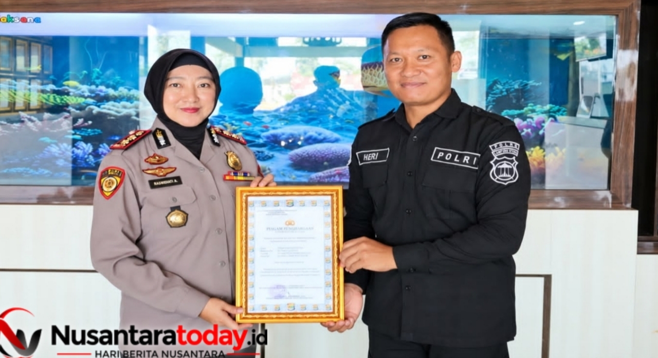 Kapolres Lampura Apresiasi Aipda Heriyanto, Tekankan Pengabdian Tanpa Batas 6 IMG 20261019 111324