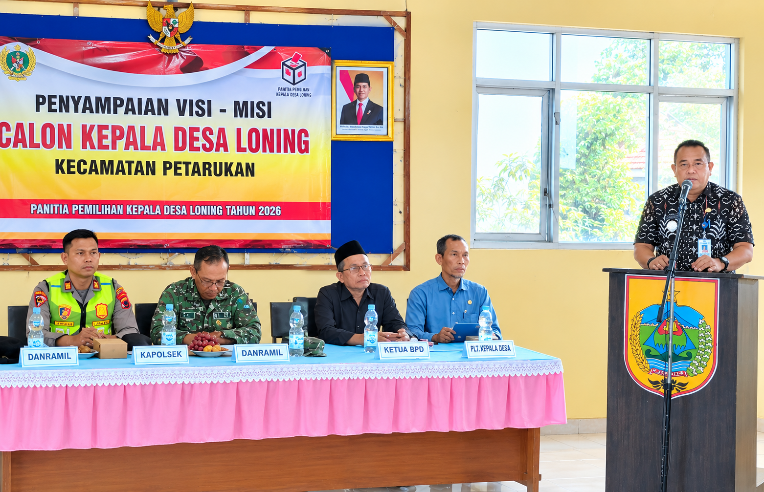 Jaga Pilkades Tetap Kondusif, Camat Petarukan Kawal Pengundian Nomor Urut dan Penyampaian Visi-Misi di Loning 6 file 000000007be082119bb29a4cdcfd4e56